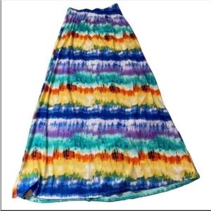 Rainbow Tie-dye colorful spandex pull on maxi skirt. Size small.